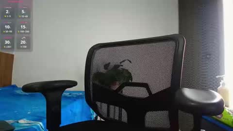 emilibonnie online show from April 2026 10:37:02 PM