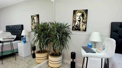 Emilio online show from October 2025 11:07:02 AM