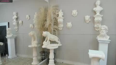 Emilio online show from November 2025 10:12:02 AM