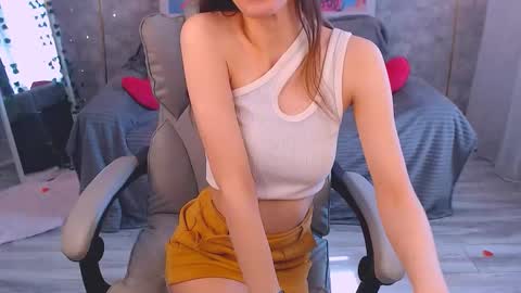 Emily online show from March 2026 06:36:01 AM