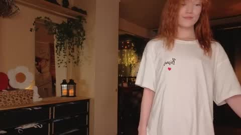 Emi  online show from April 2026 05:18:01 PM