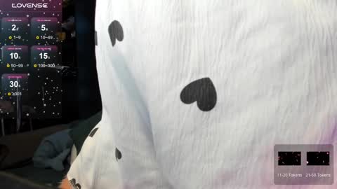 Snapshot of emiliyaqueen chatting on January 2025 02:25:01 AM Emiliya online show from January 2025 02:25:01 AM