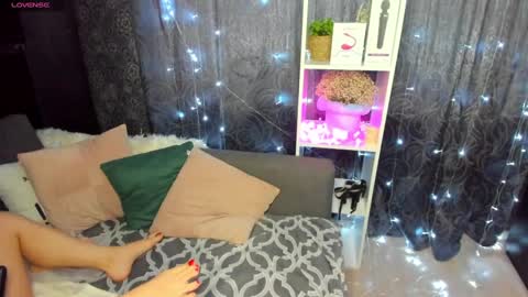 Snapshot of emiliyaqueen chatting on February 2025 08:24:02 AM Emiliya online show from February 2025 08:24:02 AM