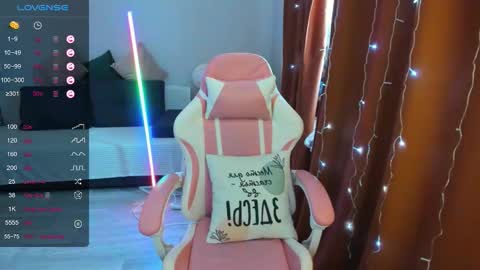 Snapshot of emiliyaqueen chatting on February 2026 06:41:02 AM Emiliya online show from February 2026 06:41:02 AM