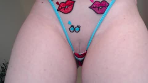 Snapshot of emilly_angel chatting on February 2025 11:10:02 PM Emily online show from February 2025 11:10:02 PM