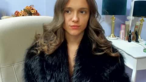 Emilly online show from May 2026 10:36:01 AM