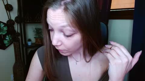 Emilly online show from March 2026 06:41:01 AM