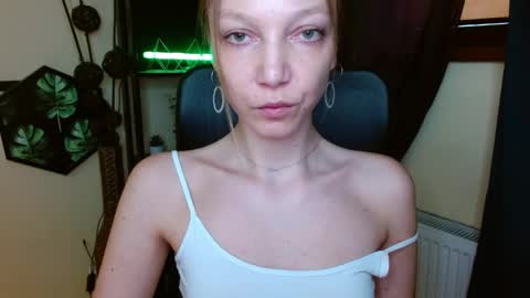 Emilly online show from April 2026 10:46:01 AM