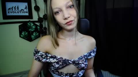 Emilly online show from July 2026 06:17:01 AM