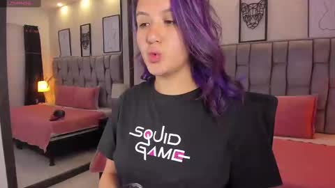 Snapshot of emily_5weet chatting on February 2025 05:42:02 AM Emily online show from February 2025 05:42:02 AM