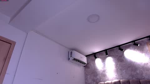  emily valentina     online show from September 2025 01:42:01 AM