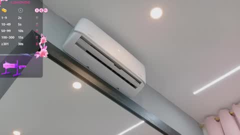 Snapshot of emily_baby20 chatting on February 2026 09:37:02 PM Emily online show from February 2026 09:37:02 PM