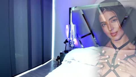 emily_bae online show from February 2025 05:37:01 PM