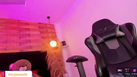 emily_brown04 online show from February 2026 11:29:01 AM