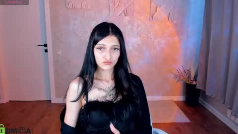 Emily online show from July 2026 09:15:01 AM