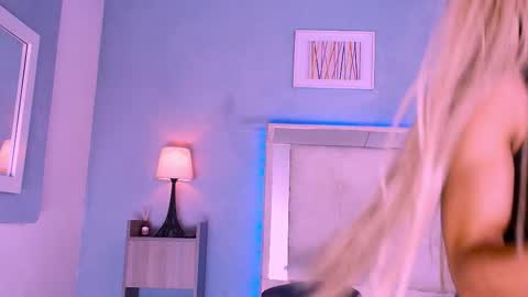 emily_castillo1_ online show from September 2025 05:09:01 AM