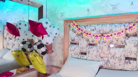 emily_dempsey online show from June 2026 07:04:02 PM