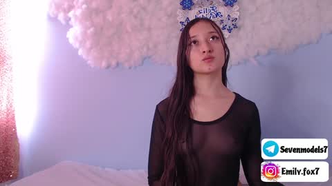 emily_fox7 online show from December 2024 01:22:02 PM