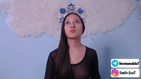 emily_fox7 online show from December 2024 12:05:02 PM