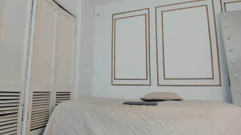 emily_gaviria1 online show from February 2026 12:14:01 PM