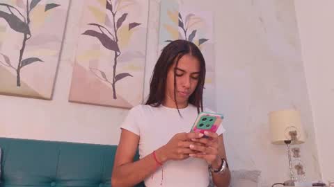 Snapshot of emily_gaviria1 chatting on July 2026 12:45:02 PM emily_gaviria1 online show from July 2026 12:45:02 PM