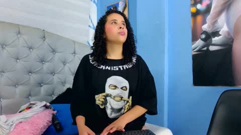 Snapshot of emily_jhons2 chatting on September 2025 05:13:01 PM Emily jhon online show from September 2025 05:13:01 PM