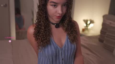 Juliana online show from April 2026 01:30:02 AM
