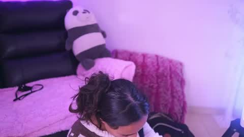 mily online show from July 2026 09:52:02 PM