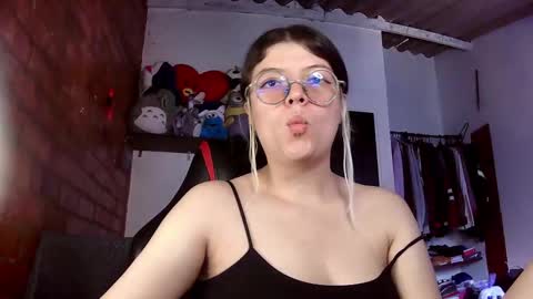 Julieta online show from February 2025 03:21:01 PM