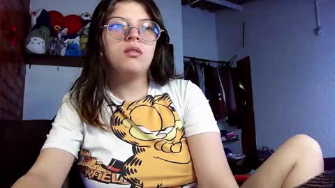 Julieta online show from February 2025 04:14:02 PM