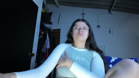 Julieta online show from June 2026 01:15:01 PM