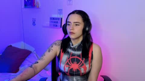 Emily Lindey online show from March 2026 05:52:01 AM