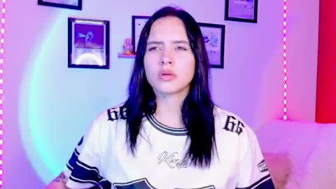 Emily Lindey online show from June 2026 02:50:01 AM