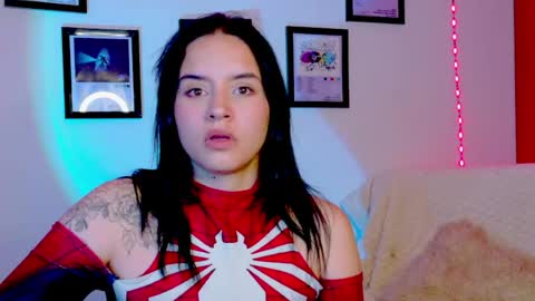 Emily Lindey online show from June 2026 06:19:01 AM
