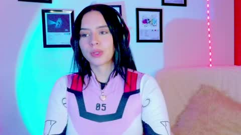 Emily Lindey online show from July 2026 05:58:01 AM