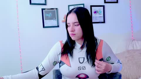 Emily Lindey online show from July 2026 05:53:02 PM