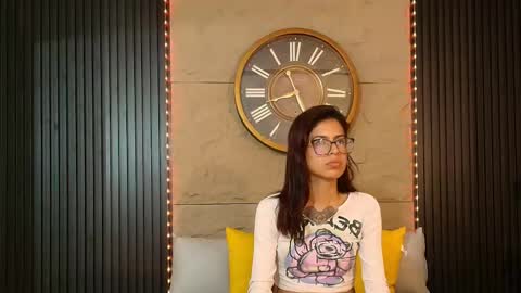 Emily online show from April 2026 05:10:01 AM