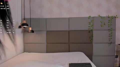 Snapshot of emily_luve chatting on October 2025 08:21:02 PM emily_luve online show from October 2025 08:21:02 PM