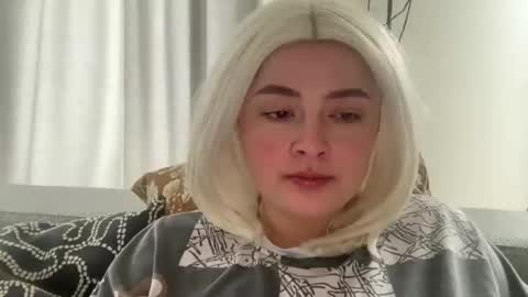 emily_morning_dew online show from February 2026 09:28:01 AM