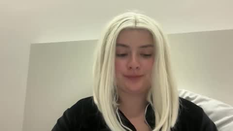 emily_morning_dew online show from February 2026 08:53:02 PM