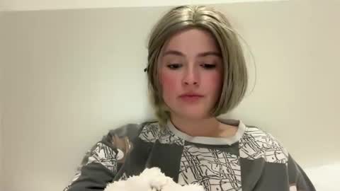 emily_morning_dew online show from May 2026 06:12:02 PM