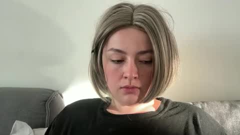 emily_morning_dew online show from May 2026 04:08:02 AM