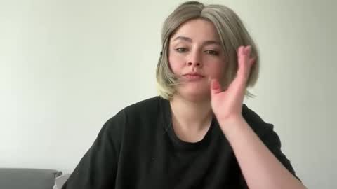 emily_morning_dew online show from May 2026 08:11:02 AM