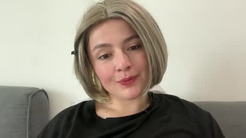 emily_morning_dew online show from May 2026 06:08:01 AM