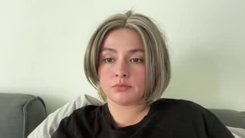 emily_morning_dew online show from June 2026 01:24:02 PM