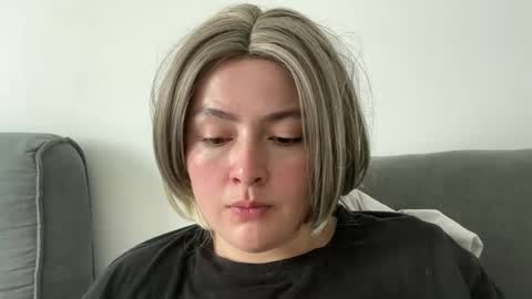emily_morning_dew online show from June 2026 08:06:01 AM