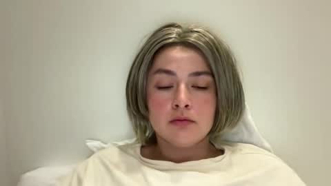 emily_morning_dew online show from June 2026 06:29:01 PM