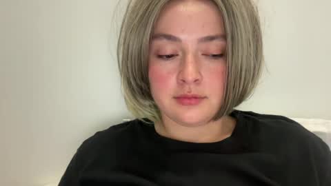 emily_morning_dew online show from June 2026 05:50:02 PM