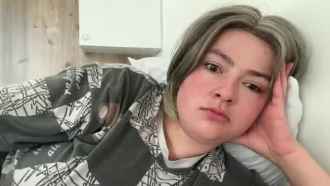 emily_morning_dew online show from June 2026 04:19:02 AM