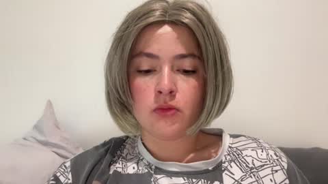 emily_morning_dew online show from July 2026 04:06:02 AM